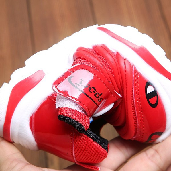 Детски обувки за момичета и момчета с 3D елемент в три цвята