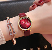 Ceas de dama potrivit pentru utilizarea de zi cu zi in mai multe culori