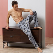 Pijamale pentru bărbați cu diferite motive de culoare