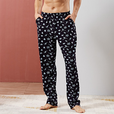 Pijamale pentru bărbați cu diferite motive de culoare