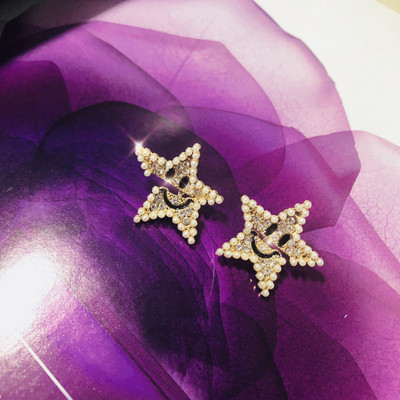 Kis női fülbevaló díszkövekkel - két modell