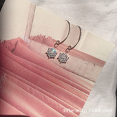 Cercei casual dama cu pietre decorative in doua culori