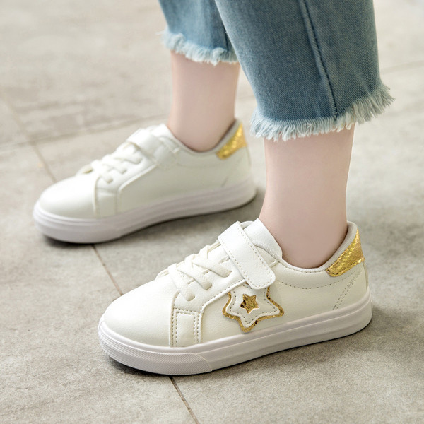 Modern matricás gyerekcipő lányoknak