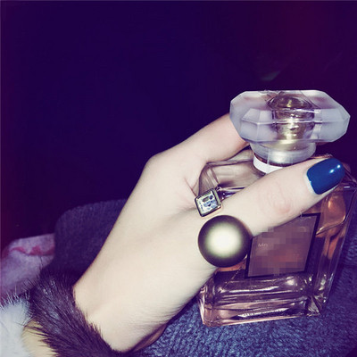 Inel de dama actual in mai multe culori