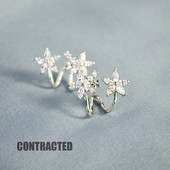 Cercei de dama in doua culori cu flori