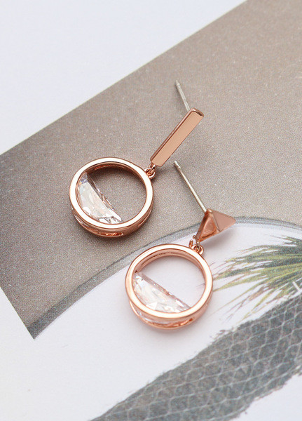 Két színű női fülbevaló kerek formában