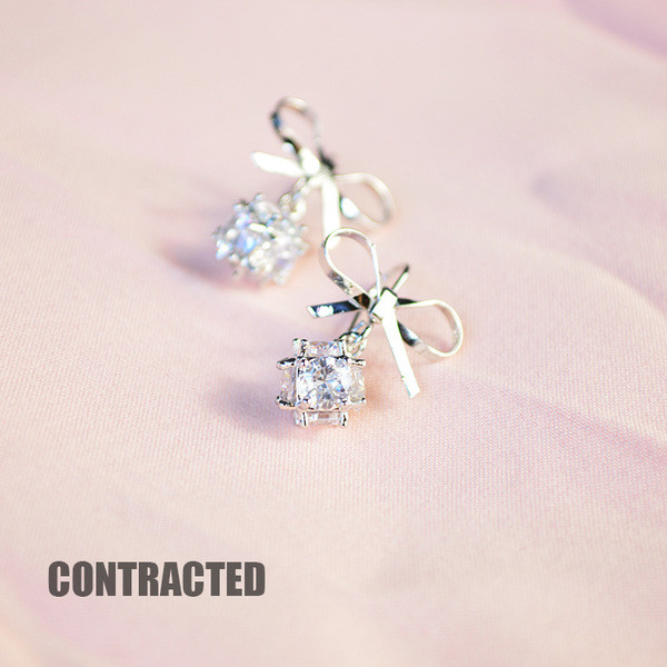 Cercei eleganti de dama cu piatra