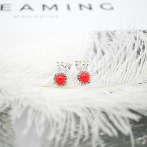 Cercei de dama cu piatra rosie