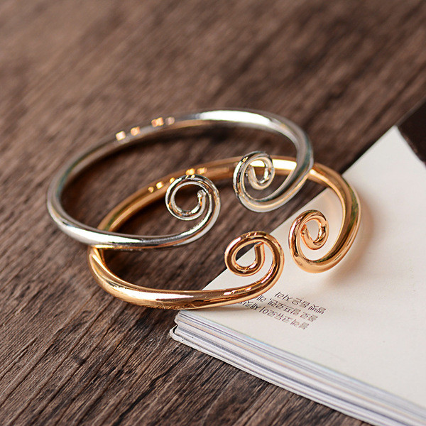 Hétköznapi női karkötő három színben