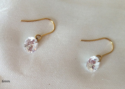 Дамски обеци с камък в два размера