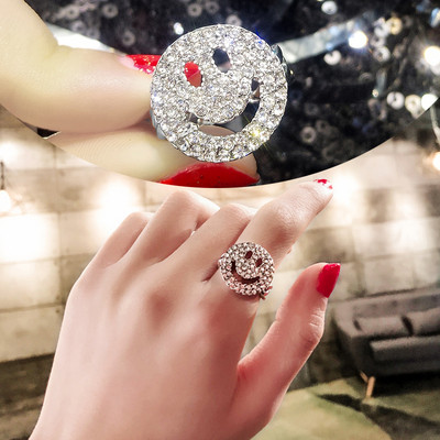 Дамски пръстен с декоративни камъни в златист и сребрист цвят