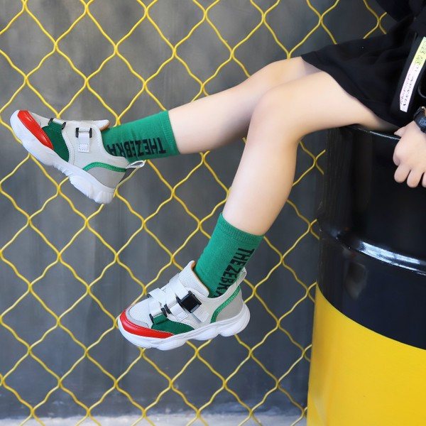 Tenisi moderni pentru copii pentru fete cu element din piele intoarsa in doua culori