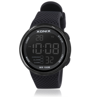 Sportos és elegáns férfi vízálló karóra