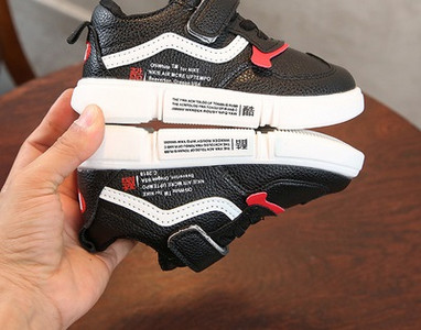 Tenisi copii moderni pentru fete din piele ecologica in mai multe culori