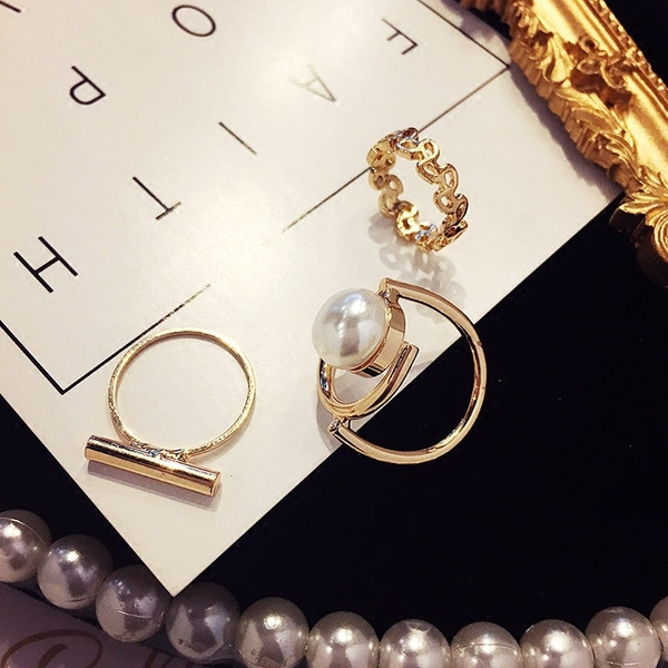 Set trei inele de culoare aurie