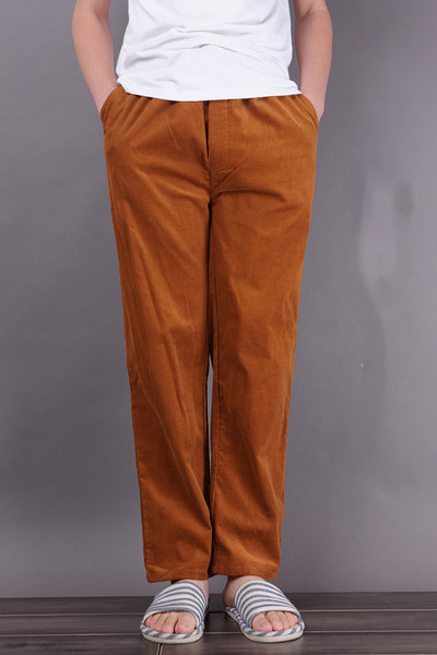 Férfi pizsama sötét és világos színekben