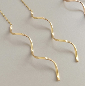 Hosszú fülbevaló két színben