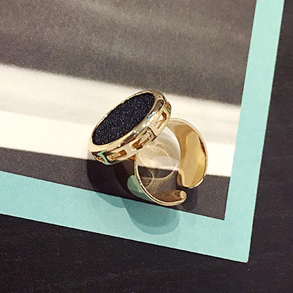 Modern női gyűrű két színben