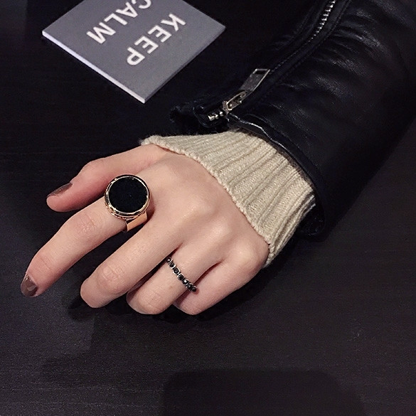 Modern női gyűrű két színben