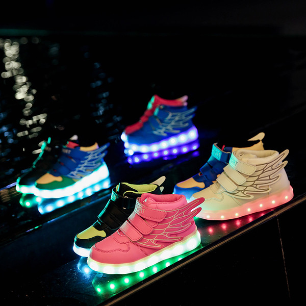 Világító tornacipő lányoknak és fiúknak 3D elemmel több színben