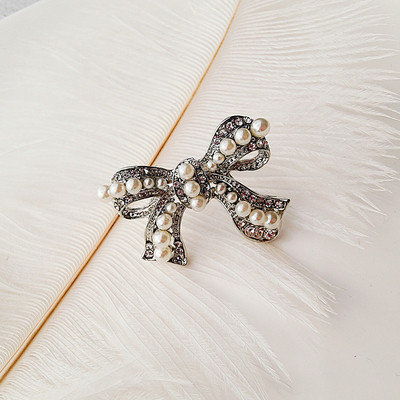 Inel de dama in forma de panglica cu perle - doua culori