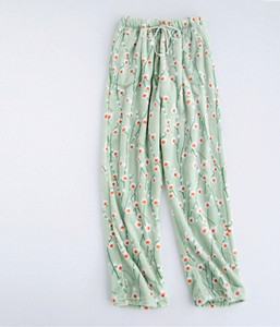 Pijamale moi și groase în mai multe culori pentru bărbați și femei