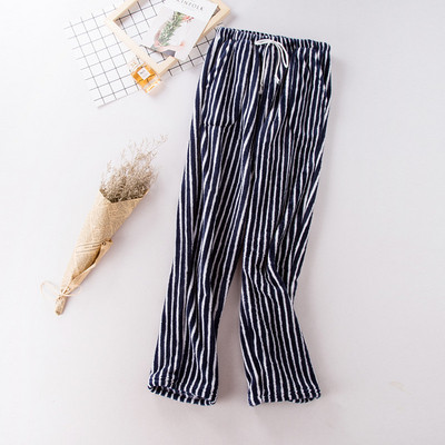 Pijamale moi și groase în mai multe culori pentru bărbați și femei