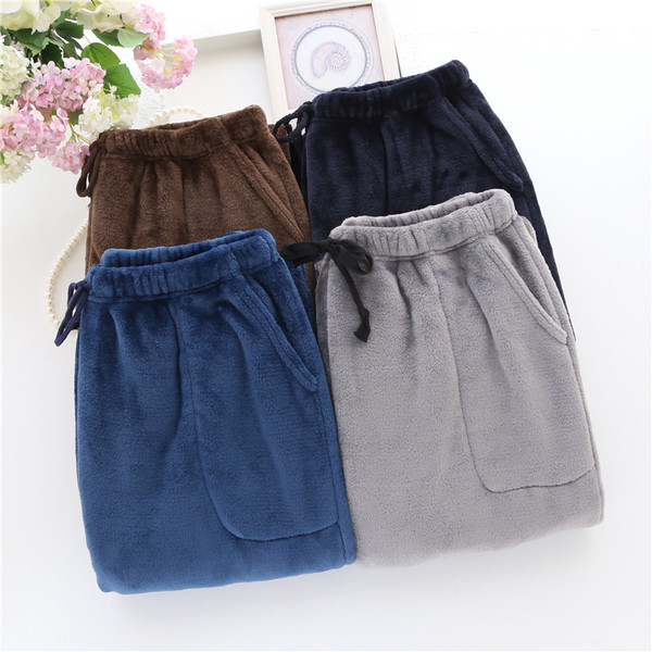 Pijamale moi și groase în mai multe culori pentru bărbați și femei