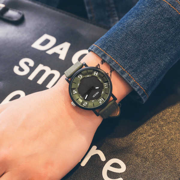 Ceas modern de cuarț pentru bărbați în mai multe culori