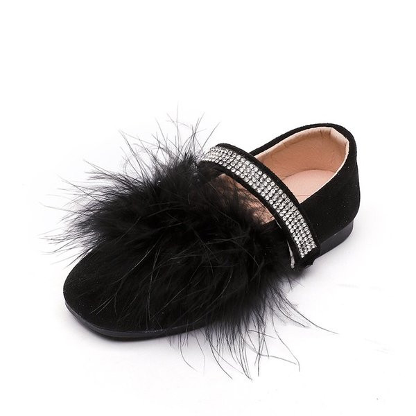 Pantofi moderni pentru copii pentru fete cu un element de puf in mai multe culori