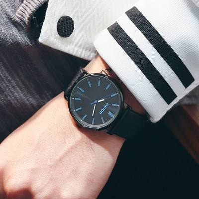 Мъжки водоустойчив светещ часовник в няколко цвята