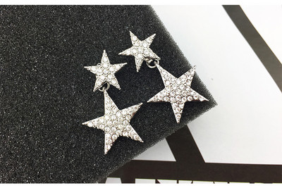 Cercei de dama in forma de stea