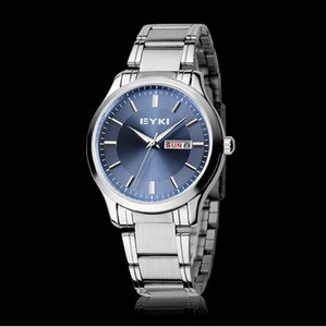 Ceas de bărbați din metal elegant în trei culori