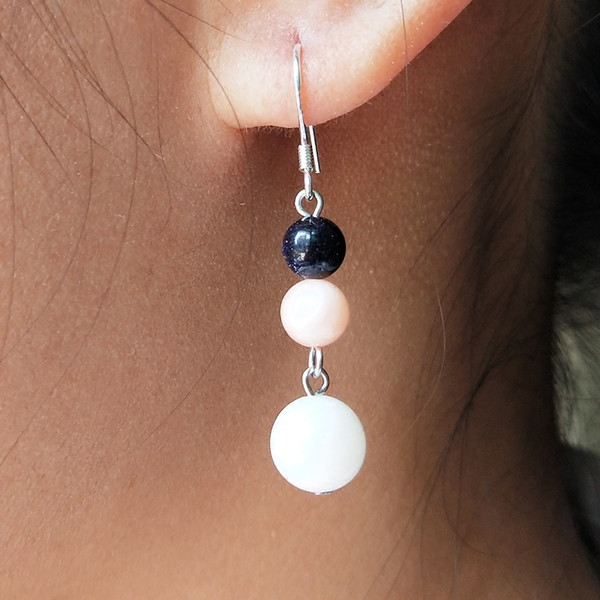 Gyöngyös női fülbevaló három színben