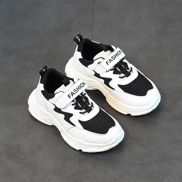 Спортни маратонки подходящи за момичета и момчета в бяло и червено