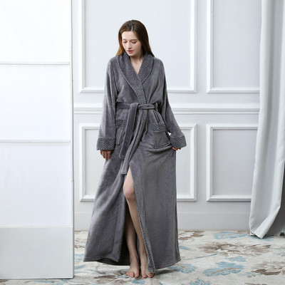 Дълъг мек халат в няколко цвята за мъже и жени