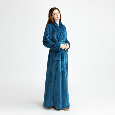 Дълъг мек халат в няколко цвята за мъже и жени