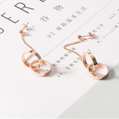 Стилни дамски обеци с висящ елемент