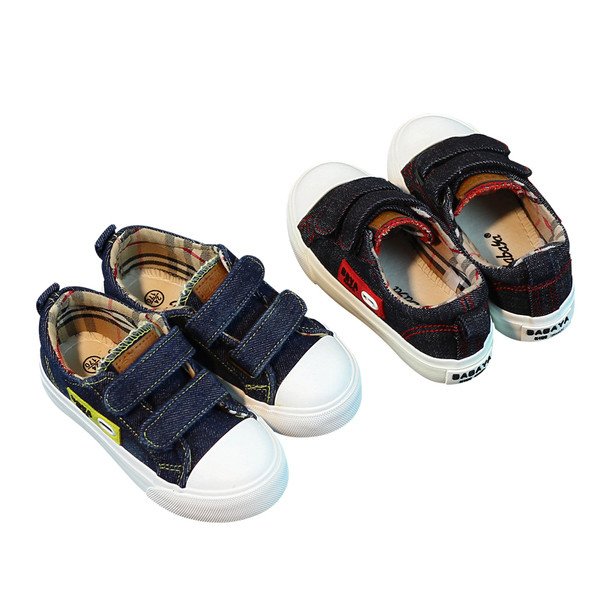 Детски обувки с лепенки за момичета и момчета в два цвята