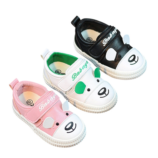 Παιδικά υποδήματα για κορίτσια και αγόρια με τρισδιάστατο στοιχείο σε διάφορα χρώματα