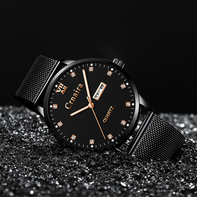 Elegáns férfi kvarc karóra különböző színekben - két modell