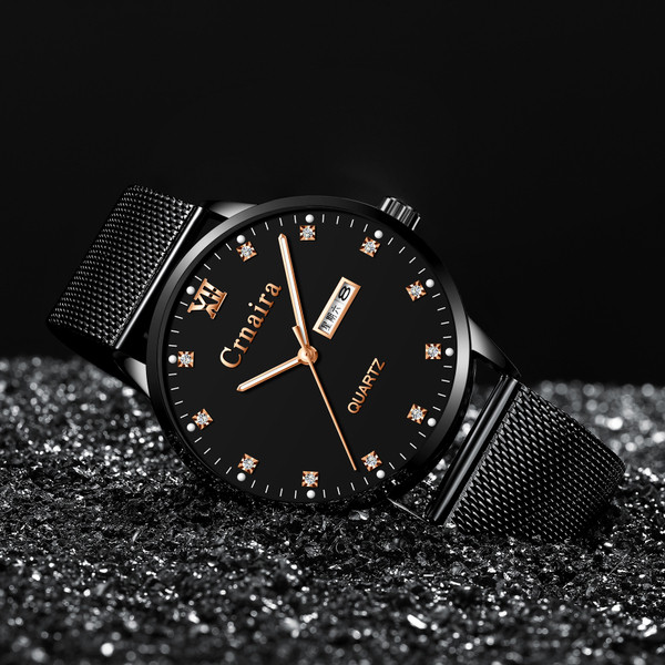 Elegáns férfi kvarc karóra különböző színekben - két modell