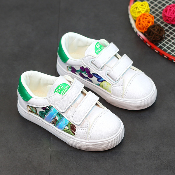 Παιδικά παπούτσια για αγόρια με λουράκια βελκρό  σε δύο χρώματα