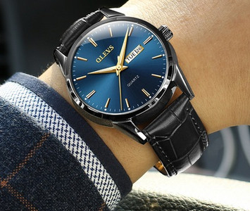 Модерен мъжки водоустойчив часовник в различни цветове