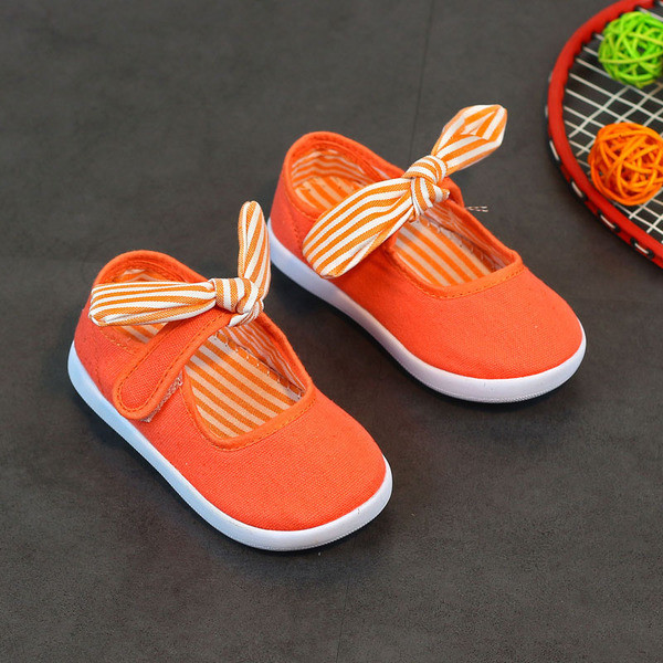 Детски обувки за момичета и момчета в няколко цвята