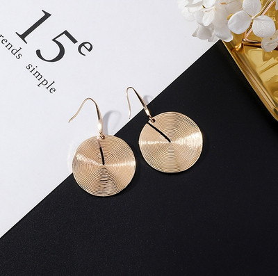 Női fülbevaló több modell arany színben