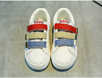 Alkalmi gyerek tornacipő lányoknak és fiúknak színes matricákkal