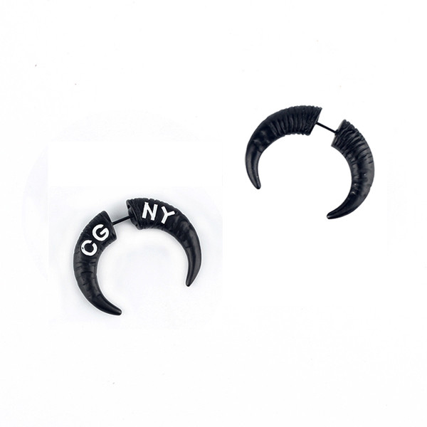 Модерни мъжки обеци в черен цвят