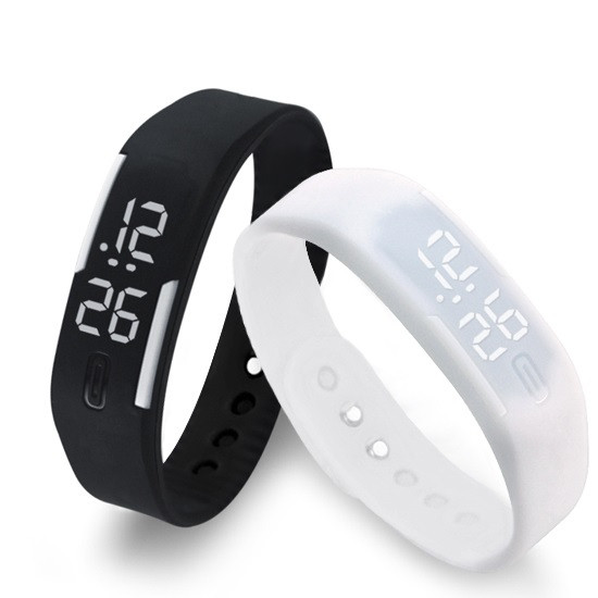 Ceas sport din silicon in diferite culori potrivite pentru barbati si femei