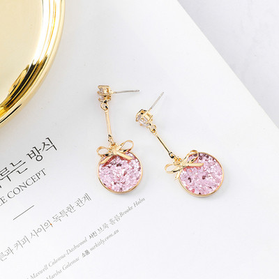 Стилни златисти дамски обеци в няколко модела